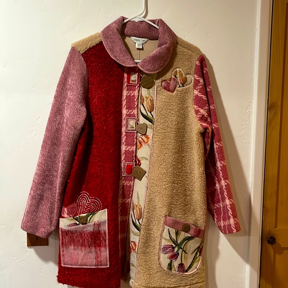 New multi-colored Coldwater Creek women’s beautiful jacket, size medium.